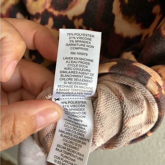 Cupio Women's Brown Short Cuff Sleeve Tee - Picture 10 of 11